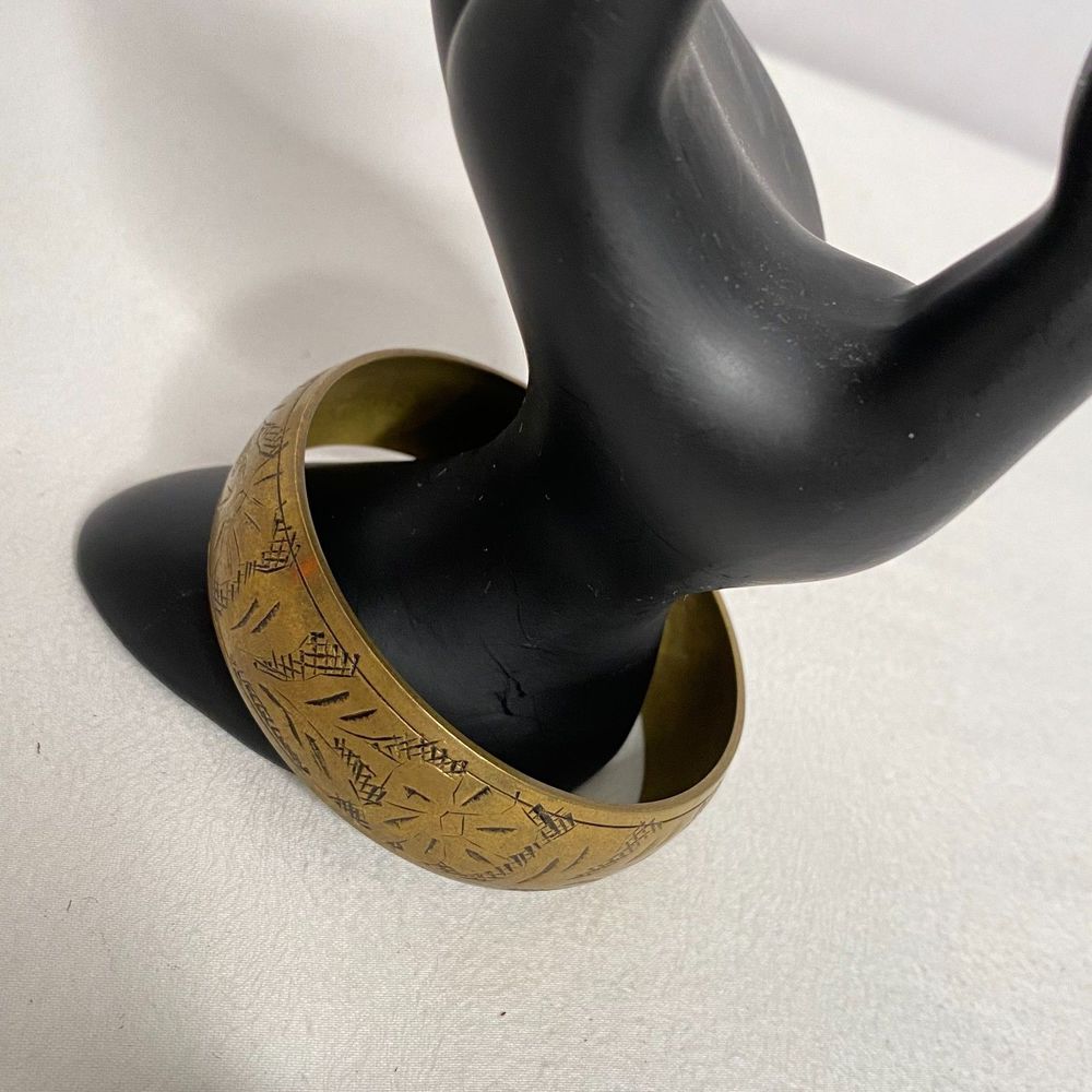 💎Bangle Bracelet Bronze Tone Chunky Flower Leaf Engraved - Picture 2 of 8